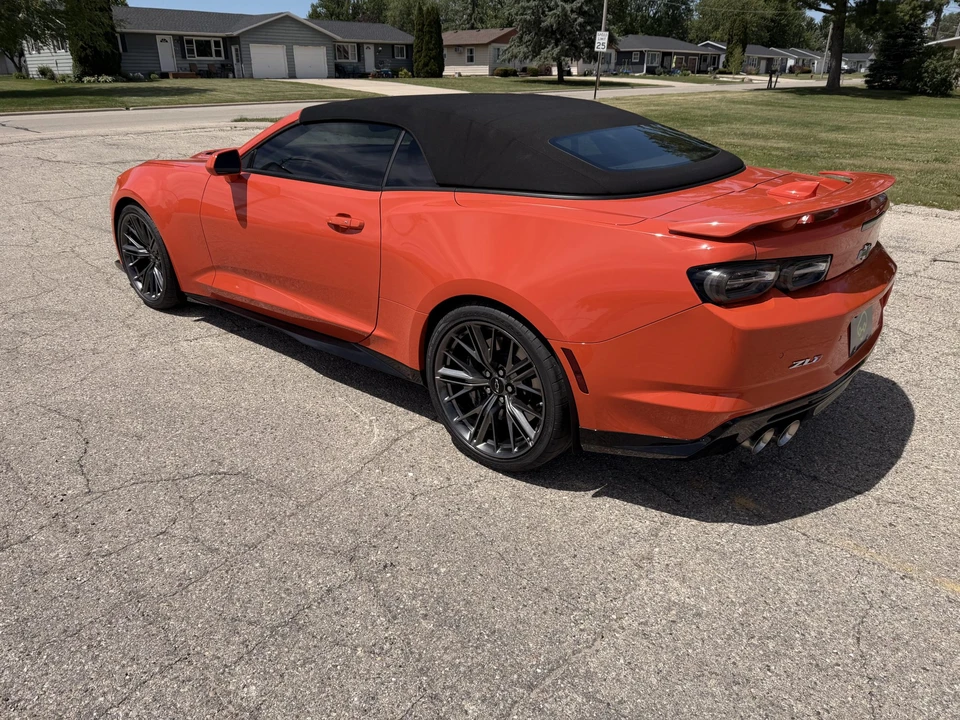 2021 Chevrolet - Image 17 of 31