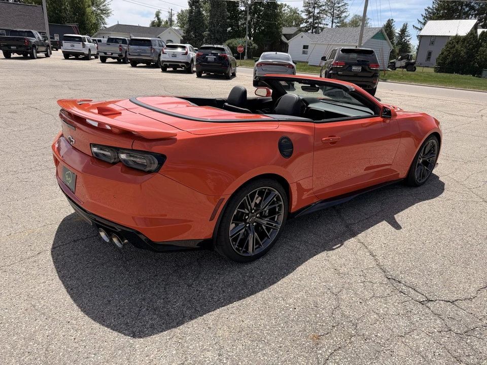2021 Chevrolet - Image 6 of 31