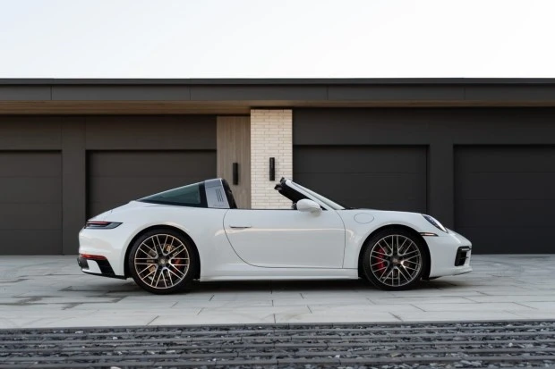 2021 Porsche 992 Carrera 4S - Image 3 of 7