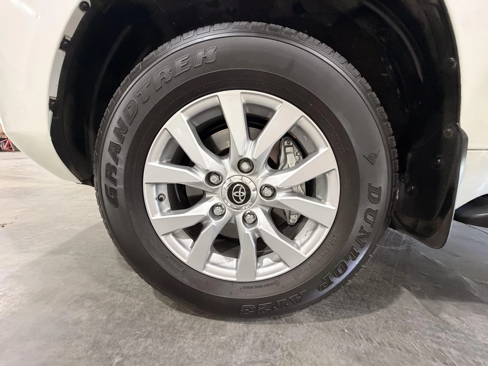 2021 Toyota J200 Land Cruiser - Image 30 of 31