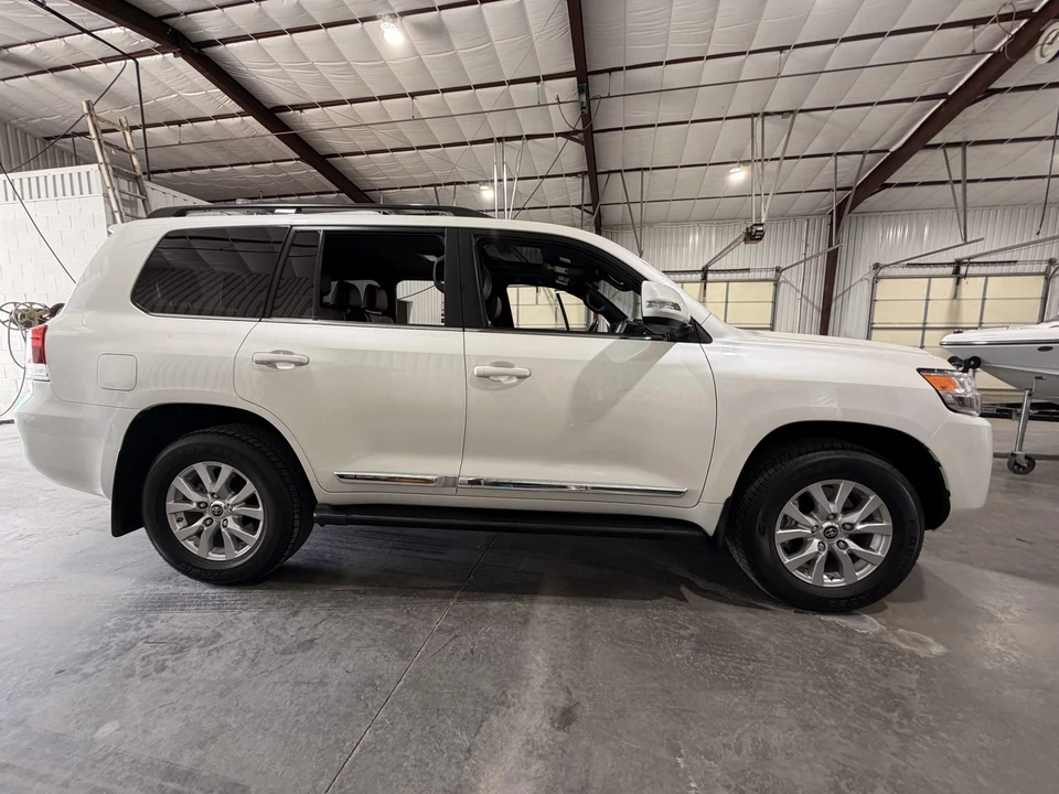 2021 Toyota J200 Land Cruiser - Image 19 of 31