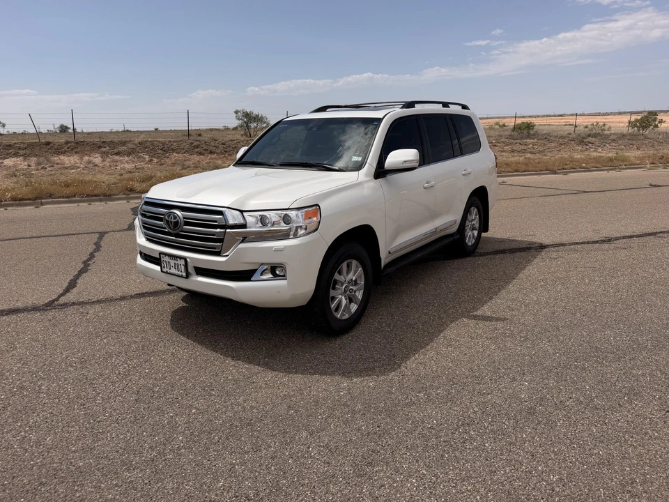2021 Toyota J200 Land Cruiser - Image 2 of 31