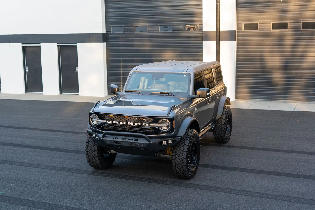2022 Ford Bronco 6th Gen - Image 2 of 31