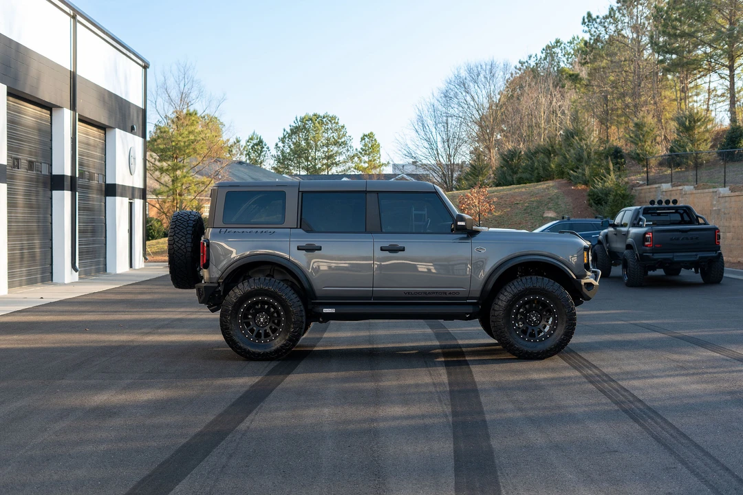 2022 Ford Bronco 6th Gen - Image 8 of 31