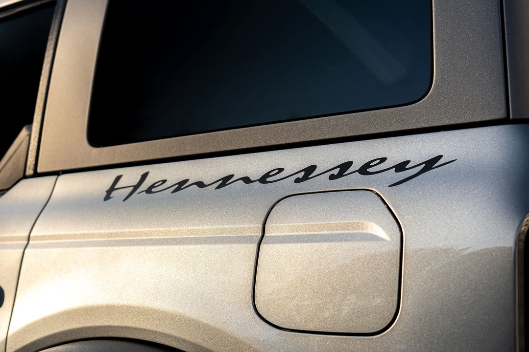 2022 Ford Bronco 6th Gen - Image 15 of 31