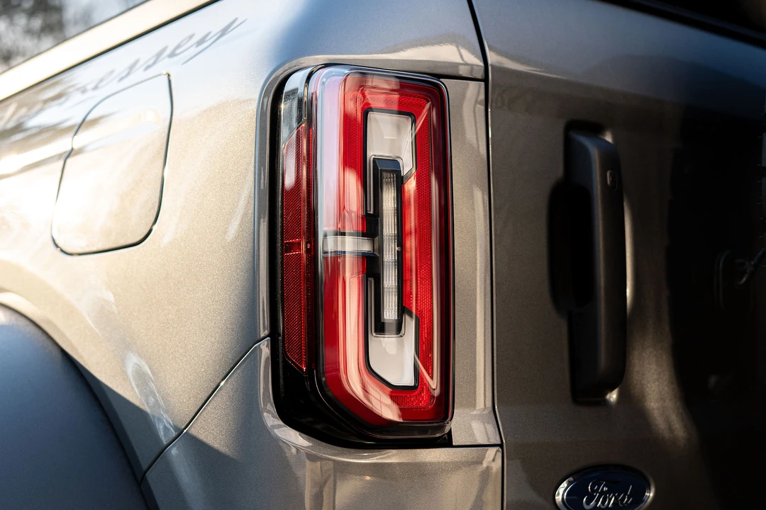 2022 Ford Bronco 6th Gen - Image 20 of 31