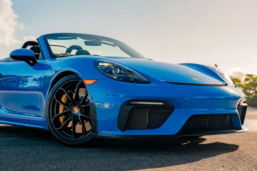 2022 Porsche - Image 17 of 31