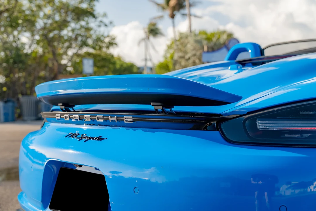 2022 Porsche - Image 27 of 31