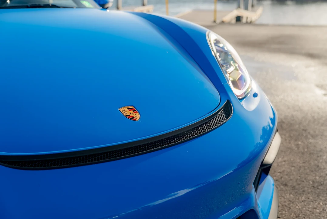 2022 Porsche - Image 21 of 31