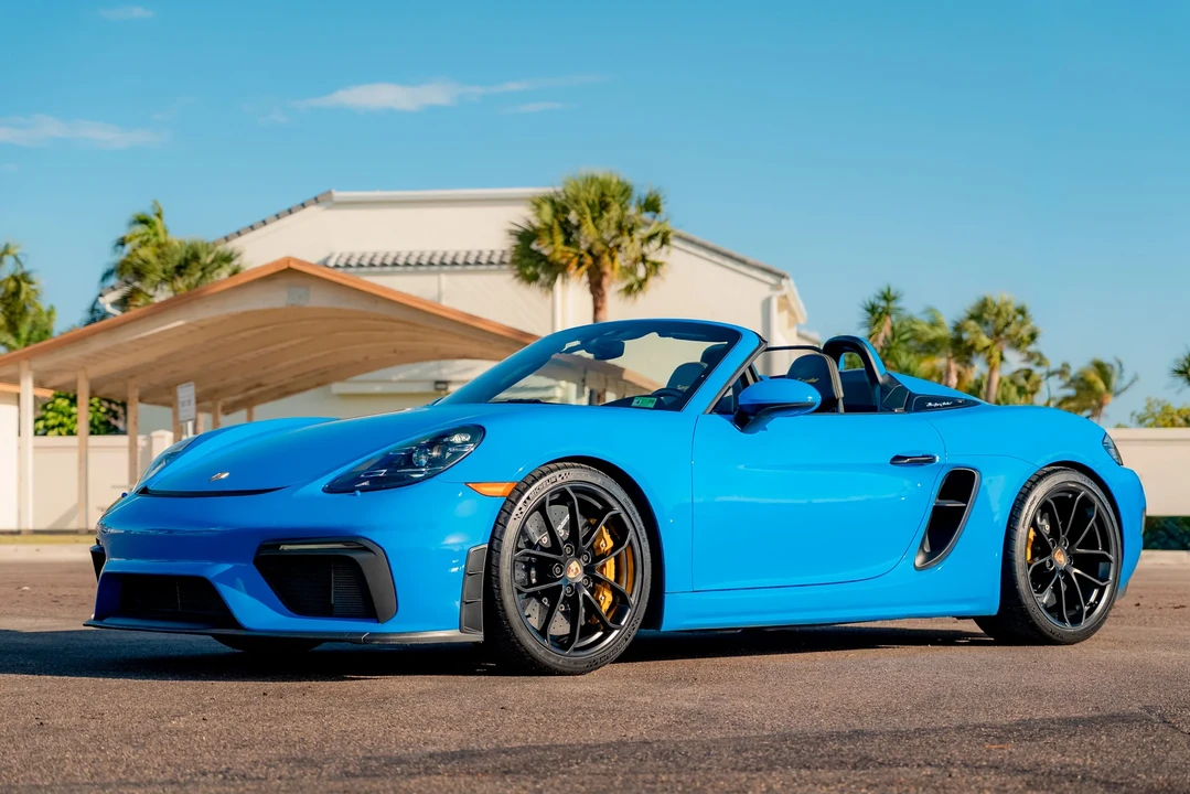 2022 Porsche - Image 6 of 31
