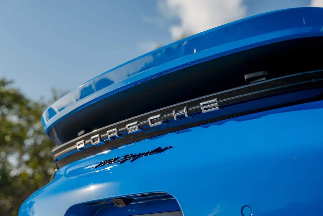 2022 Porsche - Image 25 of 31