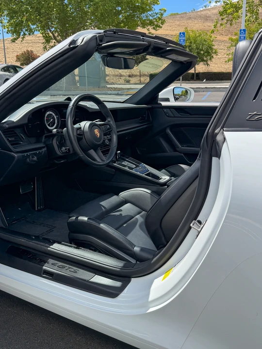 2023 Porsche 992 Targa 4 GTS - Image 28 of 31