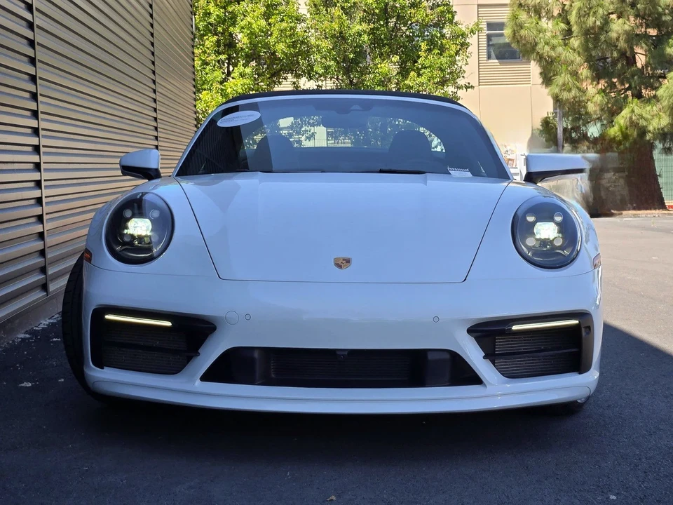2023 Porsche 992 Targa 4 GTS - Image 10 of 31