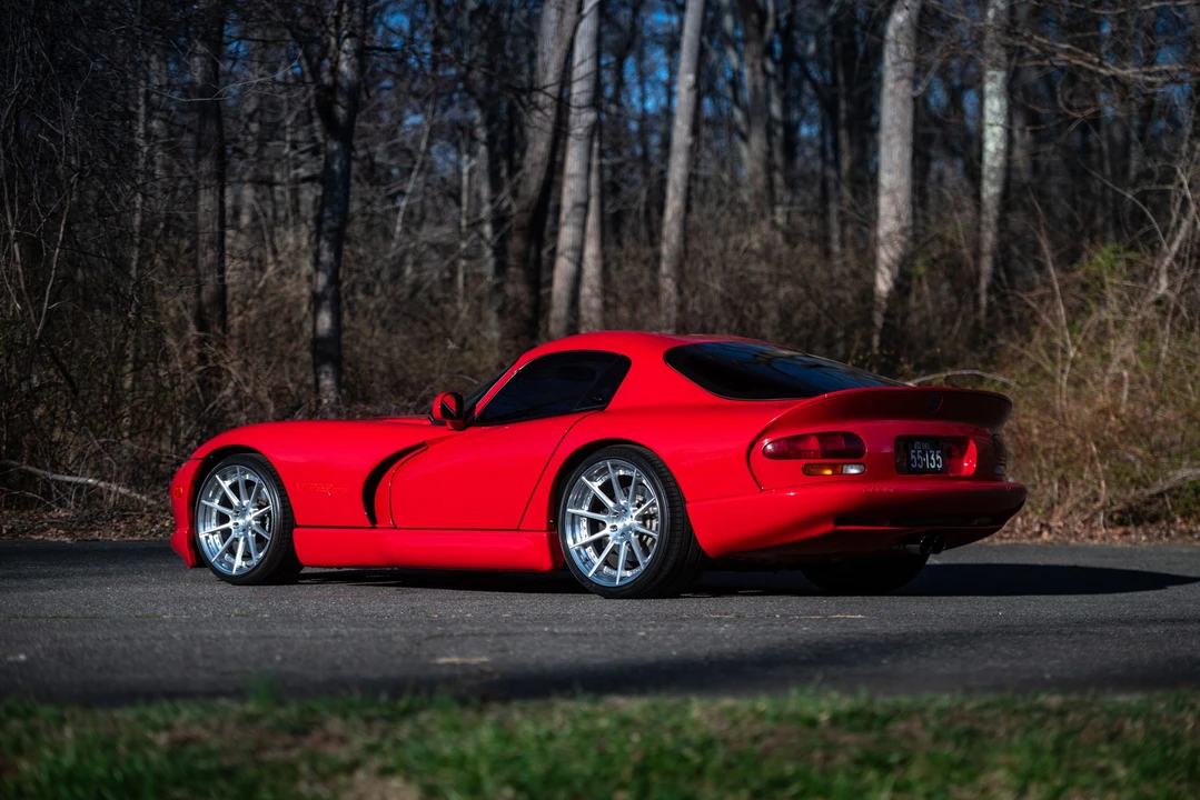 1998 Dodge Viper GTS 2nd Gen - Image 12 of 31