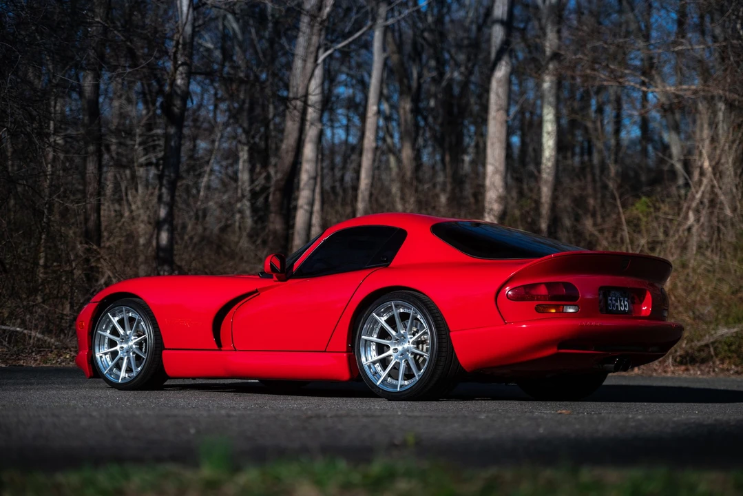 1998 Dodge Viper GTS 2nd Gen - Image 9 of 31
