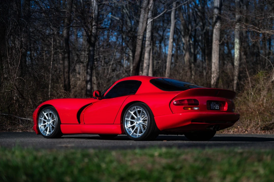 1998 Dodge Viper GTS 2nd Gen - Image 10 of 31