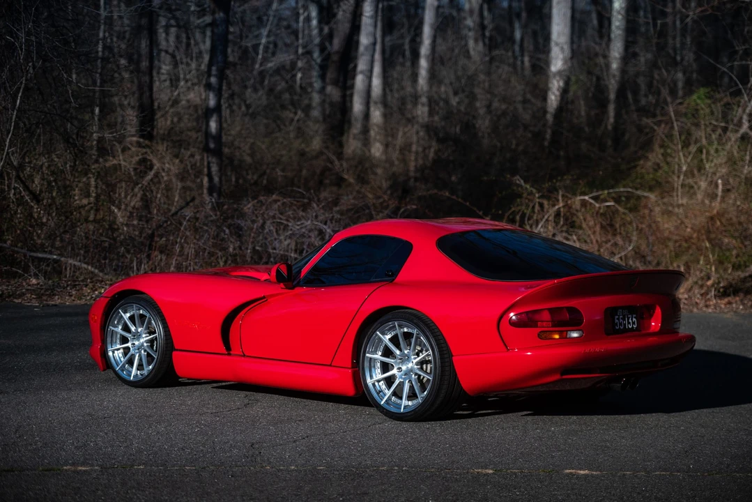 1998 Dodge Viper GTS 2nd Gen - Image 11 of 31