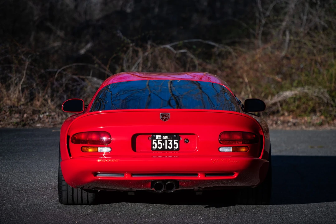 1998 Dodge Viper GTS 2nd Gen - Image 15 of 31