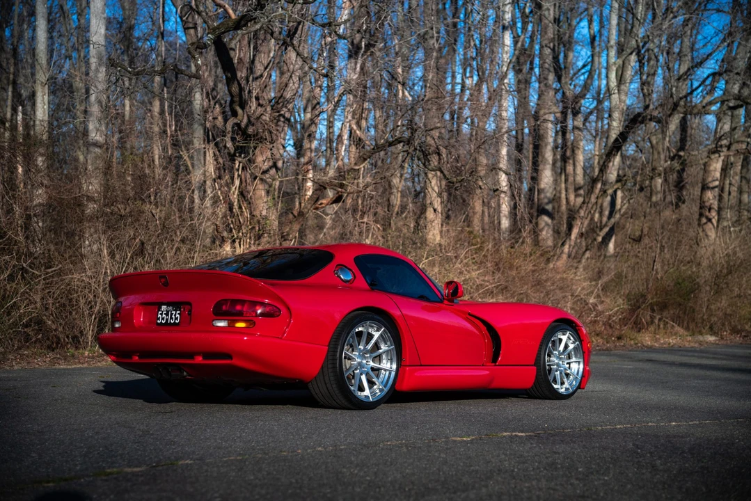 1998 Dodge Viper GTS 2nd Gen - Image 16 of 31