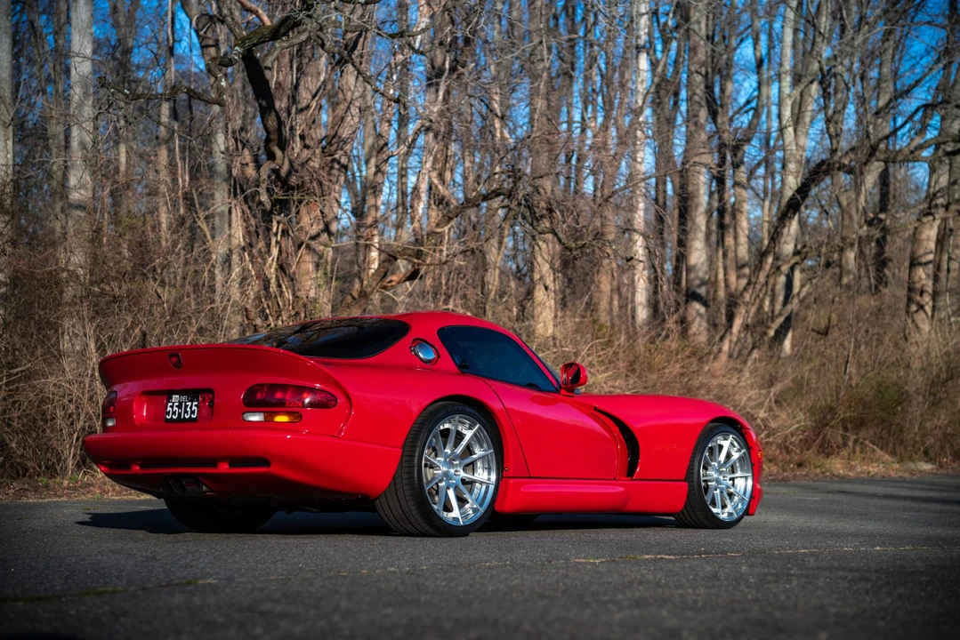 1998 Dodge Viper GTS 2nd Gen - Image 20 of 31