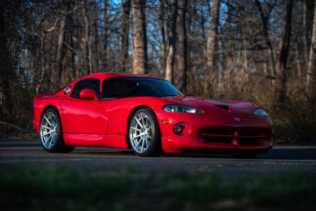1998 Dodge Viper GTS 2nd Gen - Image 27 of 31