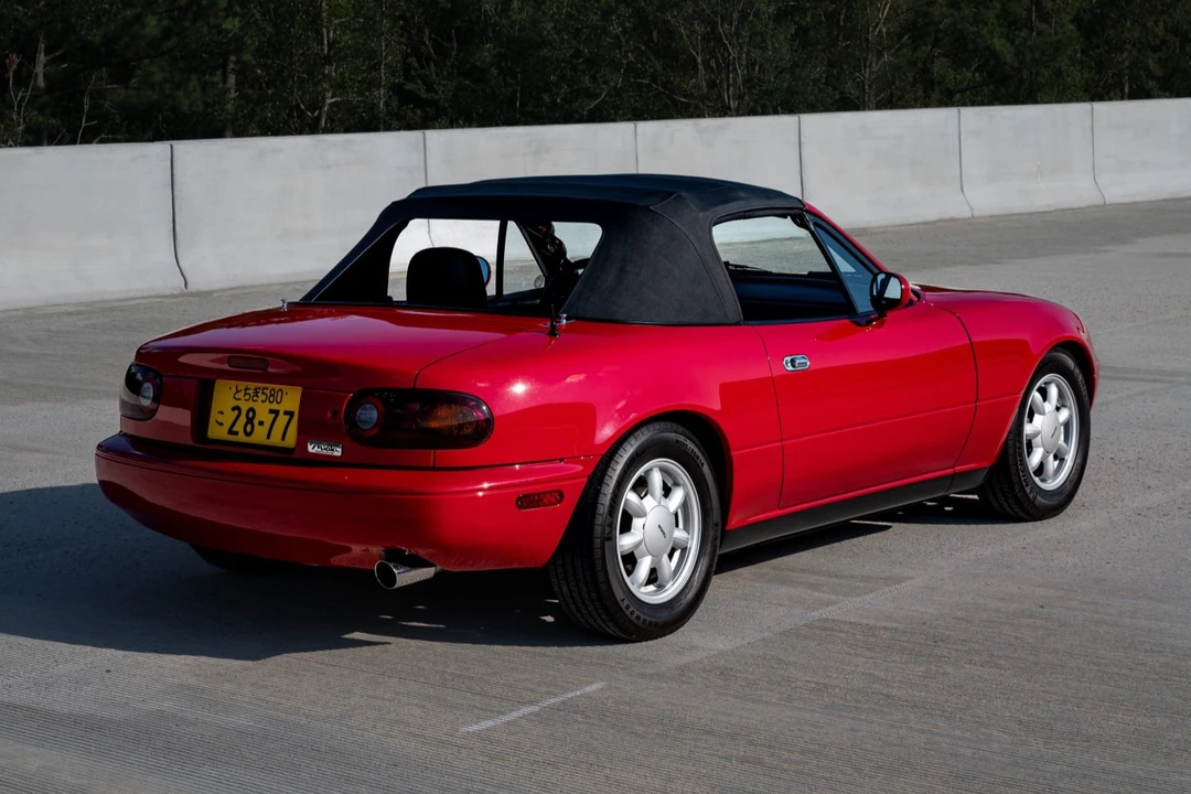 1990 Mazda NA MX-5 Miata - Image 14 of 31