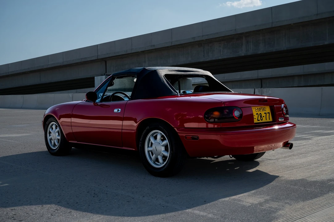1990 Mazda NA MX-5 Miata - Image 16 of 31
