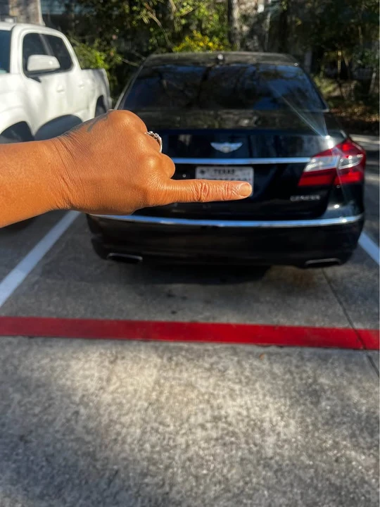 2012 Hyundai Genesis - Image 3 of 6