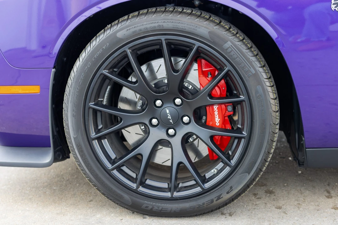 2016 Dodge Challenger SRT Hellcat 3rd Gen - Image 23 of 31