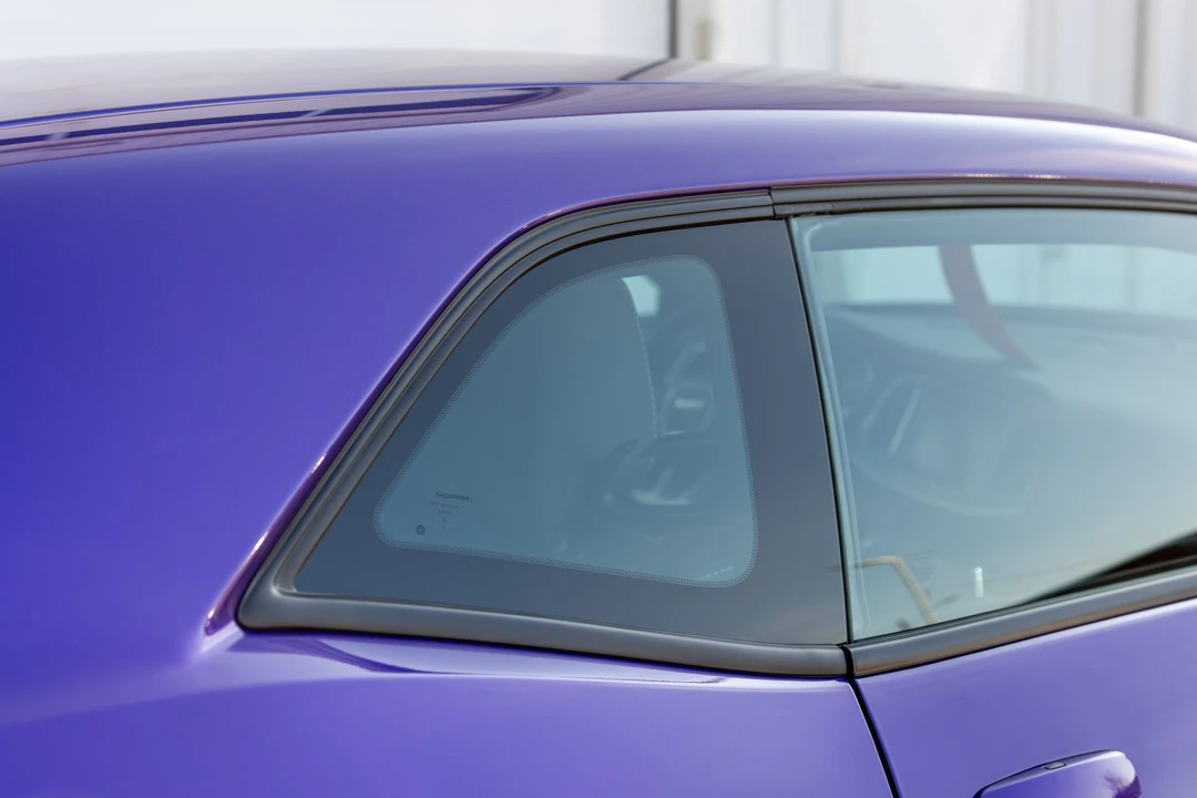 2016 Dodge Challenger SRT Hellcat 3rd Gen - Image 15 of 31