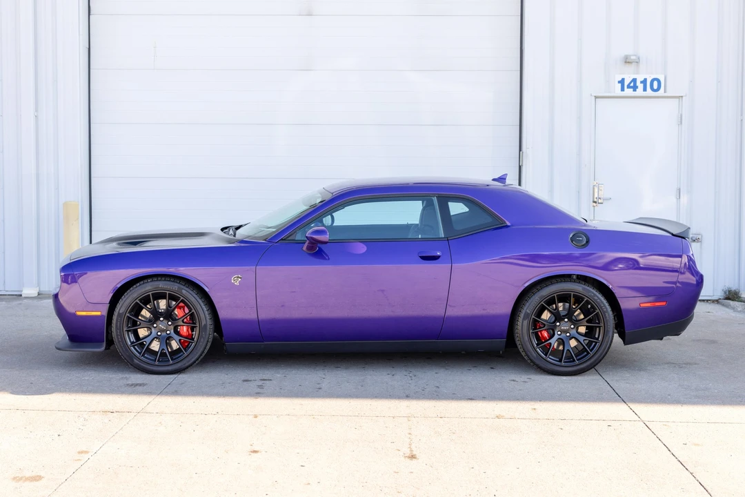 2016 Dodge Challenger SRT Hellcat 3rd Gen - Image 8 of 31