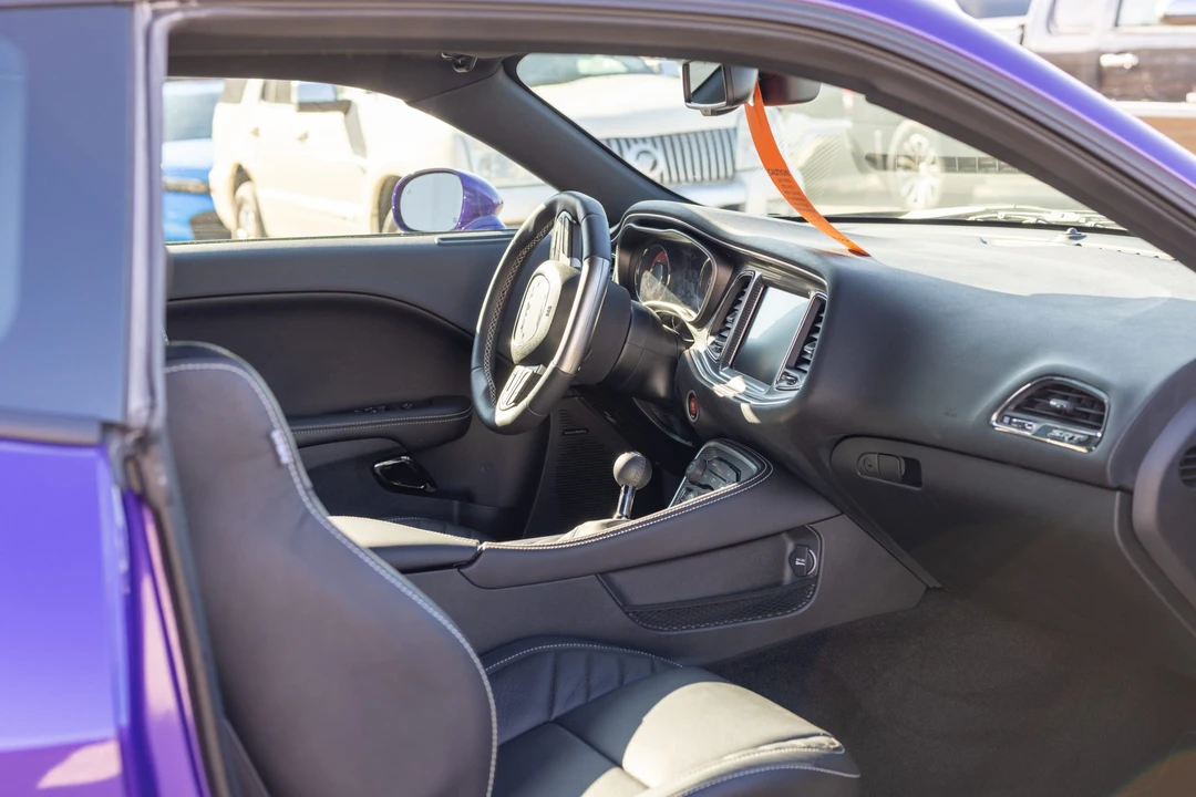 2016 Dodge Challenger SRT Hellcat 3rd Gen - Image 28 of 31