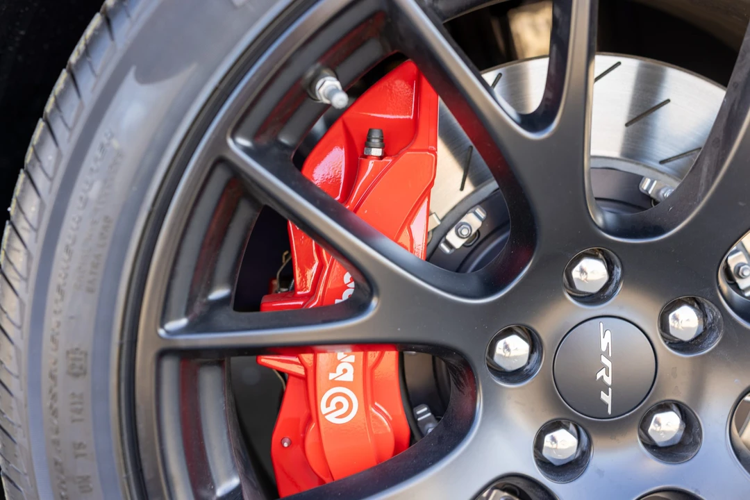 2016 Dodge Challenger SRT Hellcat 3rd Gen - Image 21 of 31