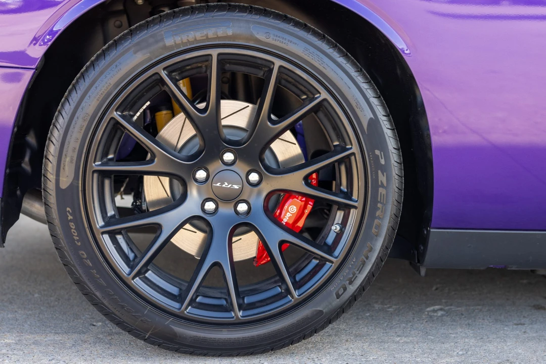 2016 Dodge Challenger SRT Hellcat 3rd Gen - Image 26 of 31