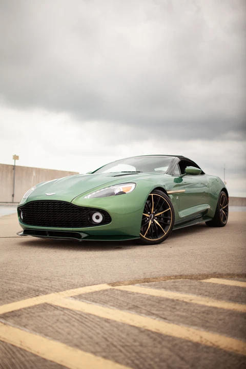 2018 Aston Martin Vanquish 2nd Gen - Image 18 of 31