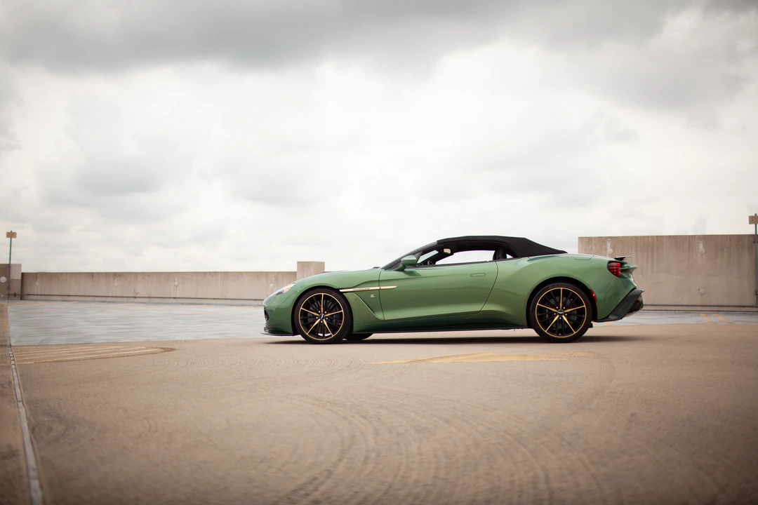 2018 Aston Martin Vanquish 2nd Gen - Image 23 of 31