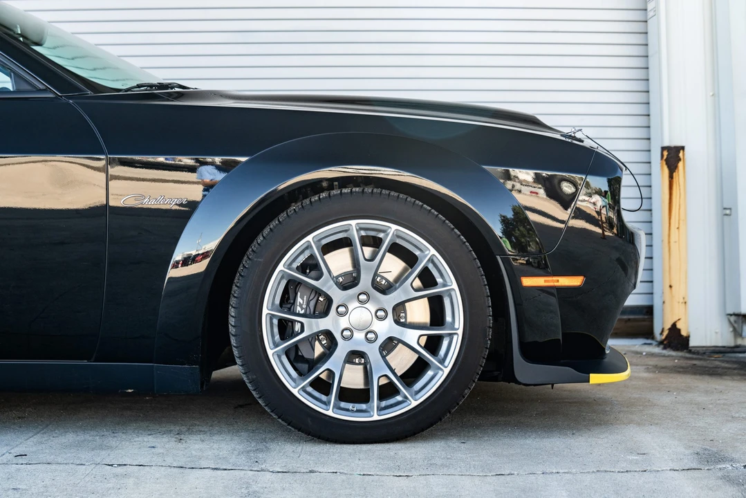 2023 Dodge Challenger SRT Hellcat 3rd Gen - Image 16 of 31