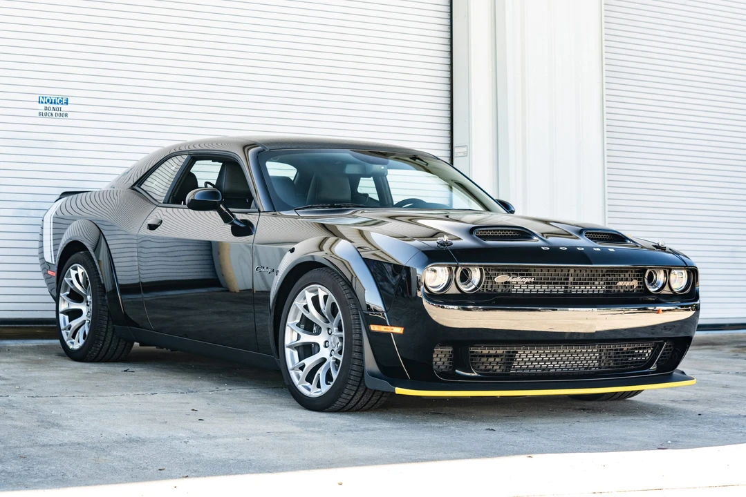 2023 Dodge Challenger SRT Hellcat 3rd Gen - Image 8 of 31