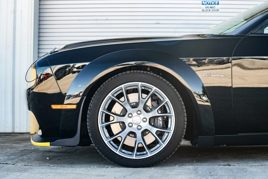 2023 Dodge Challenger SRT Hellcat 3rd Gen - Image 17 of 31