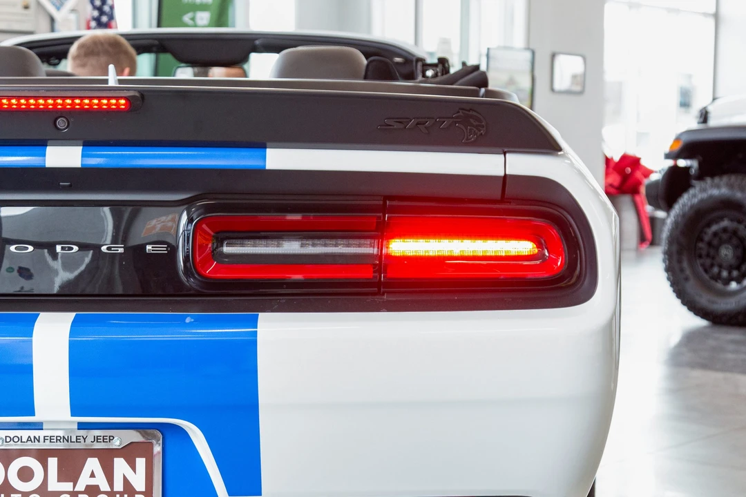 2023 Dodge Challenger SRT Hellcat 3rd Gen - Image 23 of 31