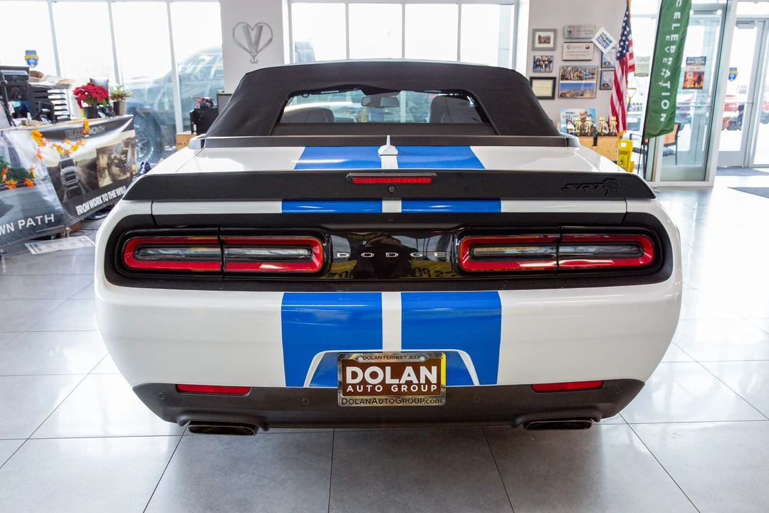 2023 Dodge Challenger SRT Hellcat 3rd Gen - Image 16 of 31