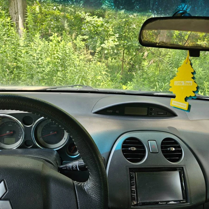 2012 Mitsubishi Eclipse 4th Gen - Image 7 of 15