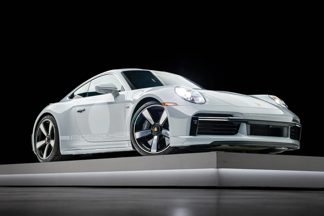 2023 Porsche 992 Sport Classic - Image 16 of 31