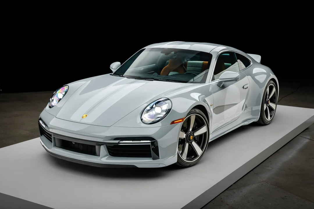 2023 Porsche 992 Sport Classic - Image 7 of 31