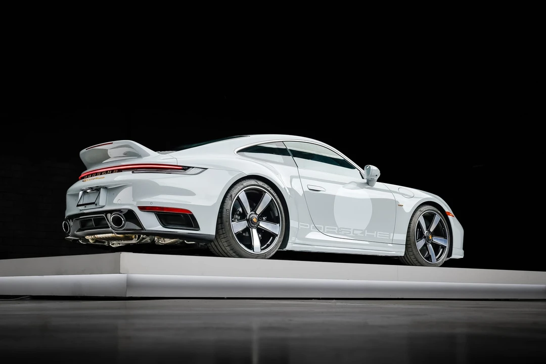 2023 Porsche 992 Sport Classic - Image 21 of 31