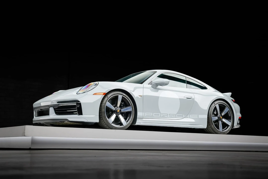 2023 Porsche 992 Sport Classic - Image 3 of 31