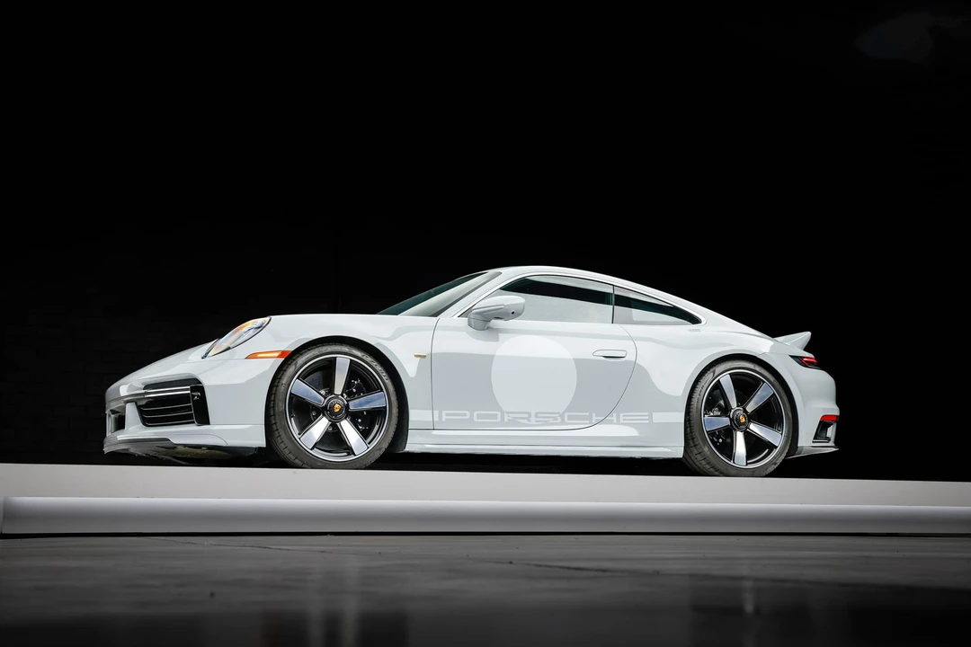 2023 Porsche 992 Sport Classic - Image 2 of 31