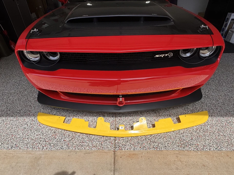 2019 Dodge Challenger SRT Hellcat 3rd Gen - Image 17 of 31