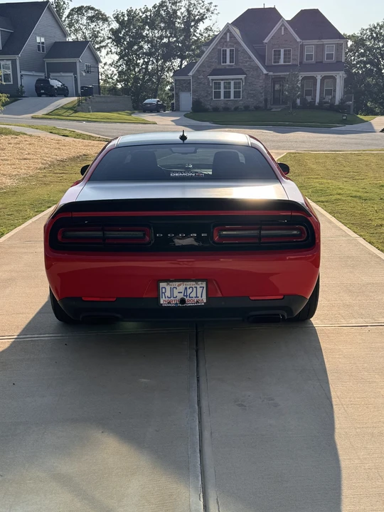 2019 Dodge Challenger SRT Hellcat 3rd Gen - Image 11 of 31