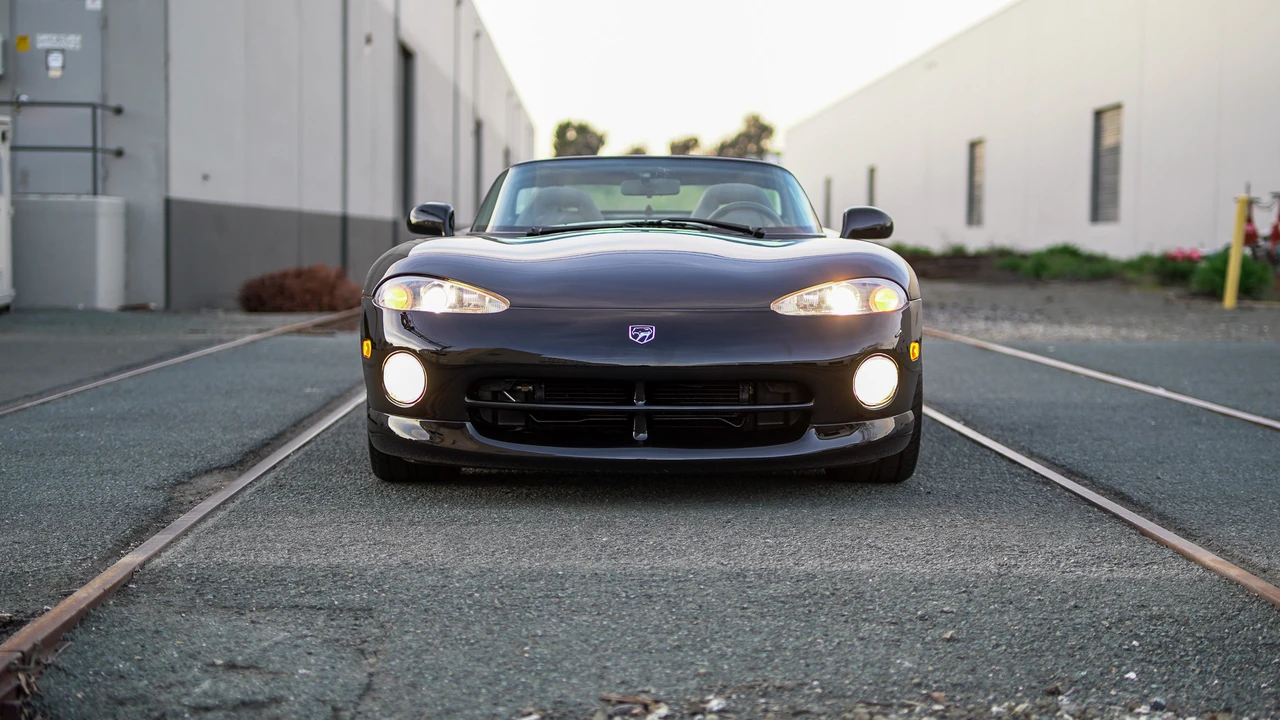 1994 Dodge Viper 1st Gen - Image 13 of 31